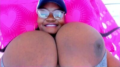 tracy_owen public webcam profile photo 2