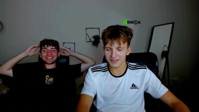 travis_wolf_ public webcam profile photo 3