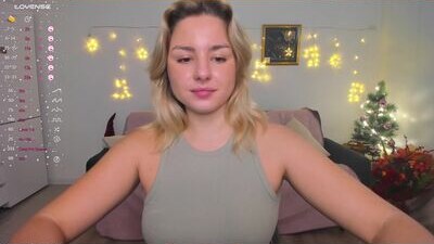 treeshawhite public webcam profile photo 9