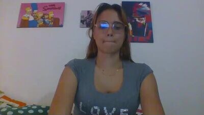 triana_bell public webcam profile photo 4