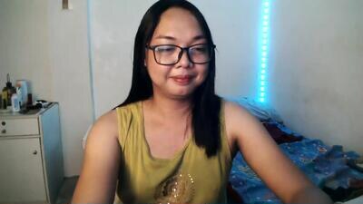 trishakera public webcam profile photo 3