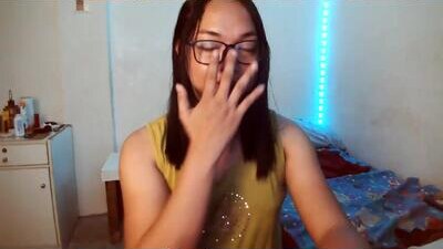 trishakera public webcam profile photo 7