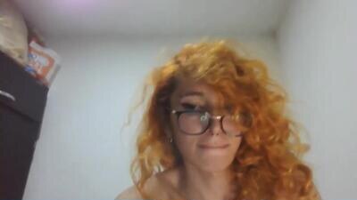 trixy_roses public webcam profile photo 3