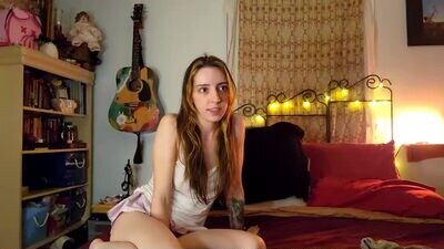 trixyrose public webcam profile photo 3