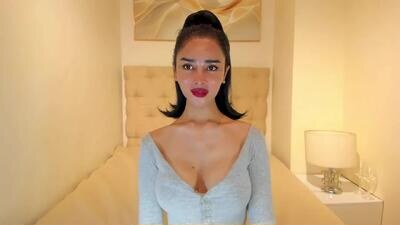 trulyworthit_mistress public webcam profile photo 2