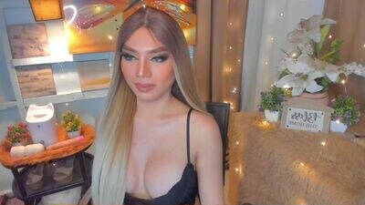 tsqueenselena public webcam profile photo 4