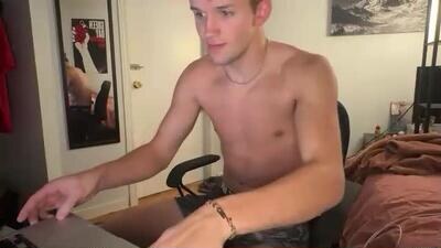 twink2048 public webcam profile photo 2