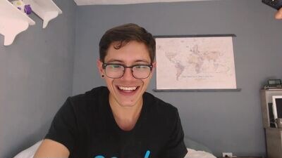 twoversaguys public webcam profile photo 4