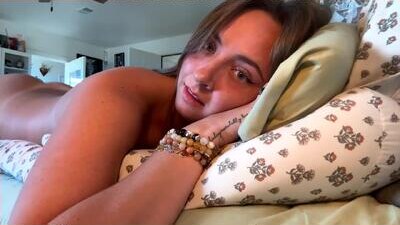 tylababyy public webcam profile photo 8