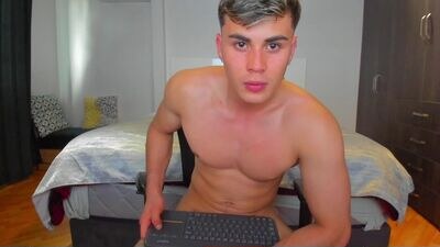tylerhuntt__