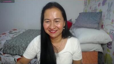 tyna_b public webcam profile photo 10