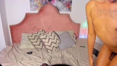 tyra_honey public webcam profile photo 8