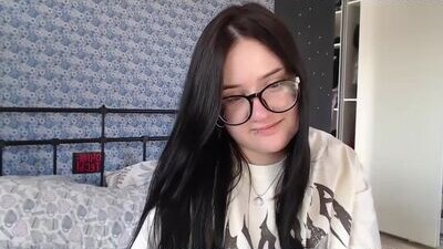 uminarin public webcam profile photo 5