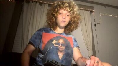 universethadon public webcam profile photo 8
