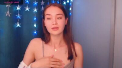 unreallana public webcam profile photo 3