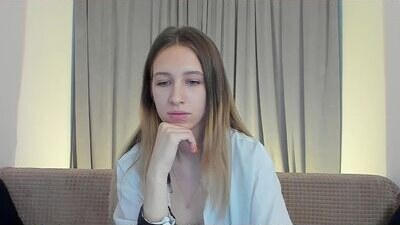 ur_babe__ public webcam profile photo 5
