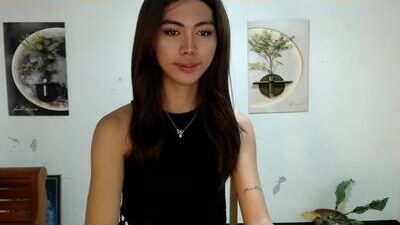 ur_extra_petite public webcam profile photo 7