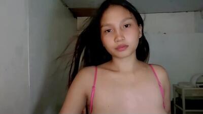 ur_hotjessa public webcam profile photo 4