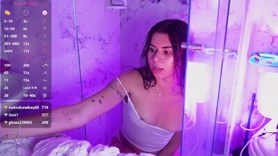 ur_samyyy public webcam profile photo 4