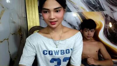 urasian_bbboyxxx public webcam profile photo 2
