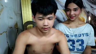 urasian_bbboyxxx public webcam profile photo 4