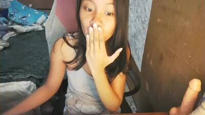 urasian_cherrymae public webcam profile photo 2