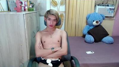 urasian_john20 public webcam profile photo 10