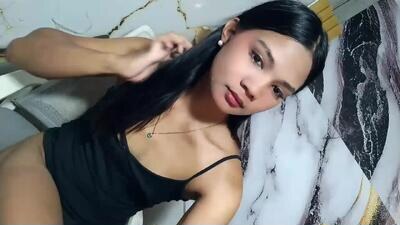 urasian_latinaxxx public webcam profile photo 3