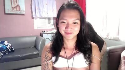 urasian_newra public webcam profile photo 4