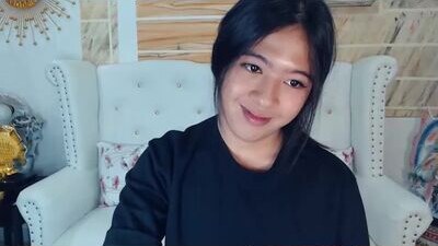 urasiancutiegirl public webcam profile photo 5