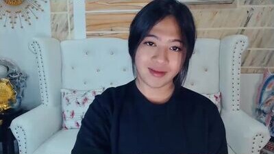 urasiancutiegirl public webcam profile photo 7