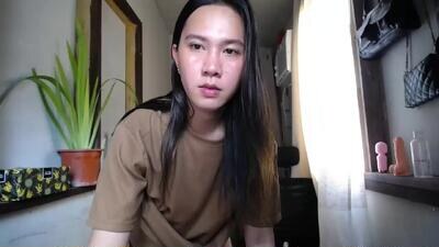 urasiantserika public webcam profile photo 3