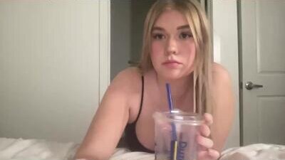 urfavcollegegirl public webcam profile photo 5