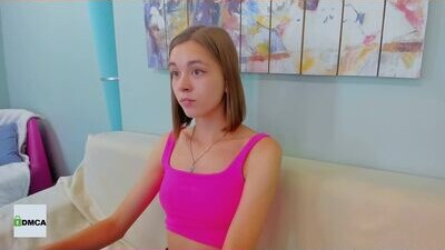 urlittlesally public webcam profile photo 8