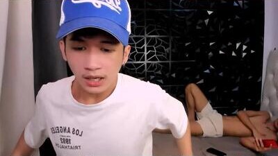 urmasterbigcock public webcam profile photo 10