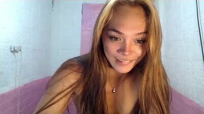 ursexy_debra public webcam profile photo 6