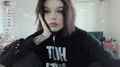 uwu_eva public webcam profile photo 2