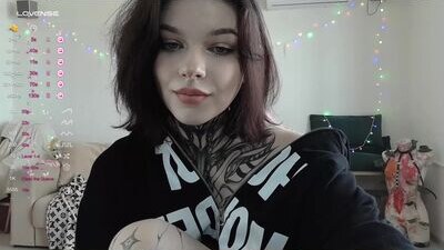 uwu_eva public webcam profile photo 7