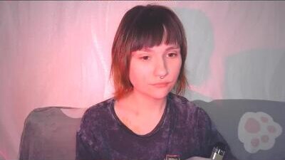 uwujudyosas public webcam profile photo 8