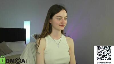 valenora1 public webcam profile photo 3