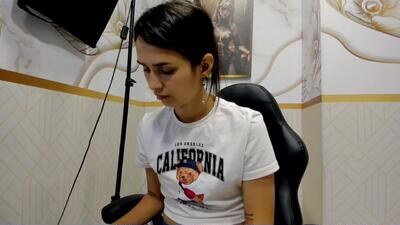 valerie__skinny public webcam profile photo 3