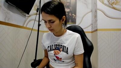 valerie__skinny public webcam profile photo 5