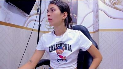 valerie__skinny public webcam profile photo 7
