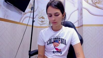 valerie__skinny public webcam profile photo 10