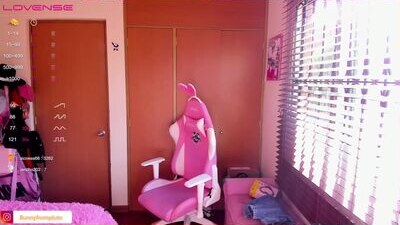 valerievieth_ public webcam profile photo 10