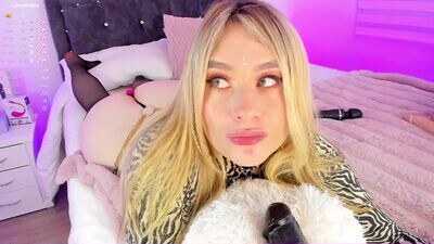 valery222__ public webcam profile photo 4