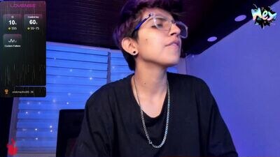 valery_1_ public webcam profile photo 4