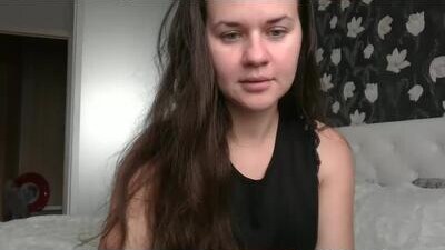 valessittivettee public webcam profile photo 8
