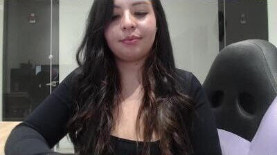 vall_09 public webcam profile photo 10