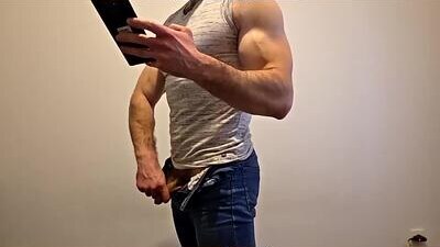 valraven_ public webcam profile photo 5